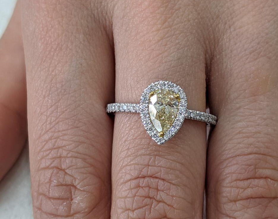 1 CT 925 Sterling Sliver Pear Cut Diamond Halo Anniversary & Engagement Ring