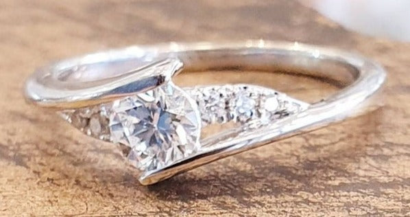 1 CT Round Cut Diamond 925 Sterling Silver Women Engagement Bypass Promise Ring
