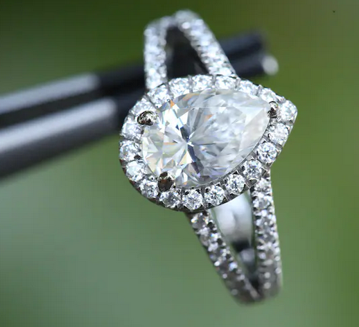2 CT Pear Cut White Gold Over On 925 Sterling Silver Split Shank Engagement Ring