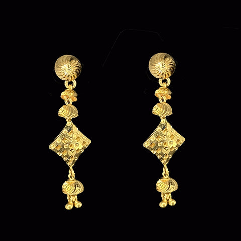 Mesmerising Traditional  squre Design 22K Gold  earrings