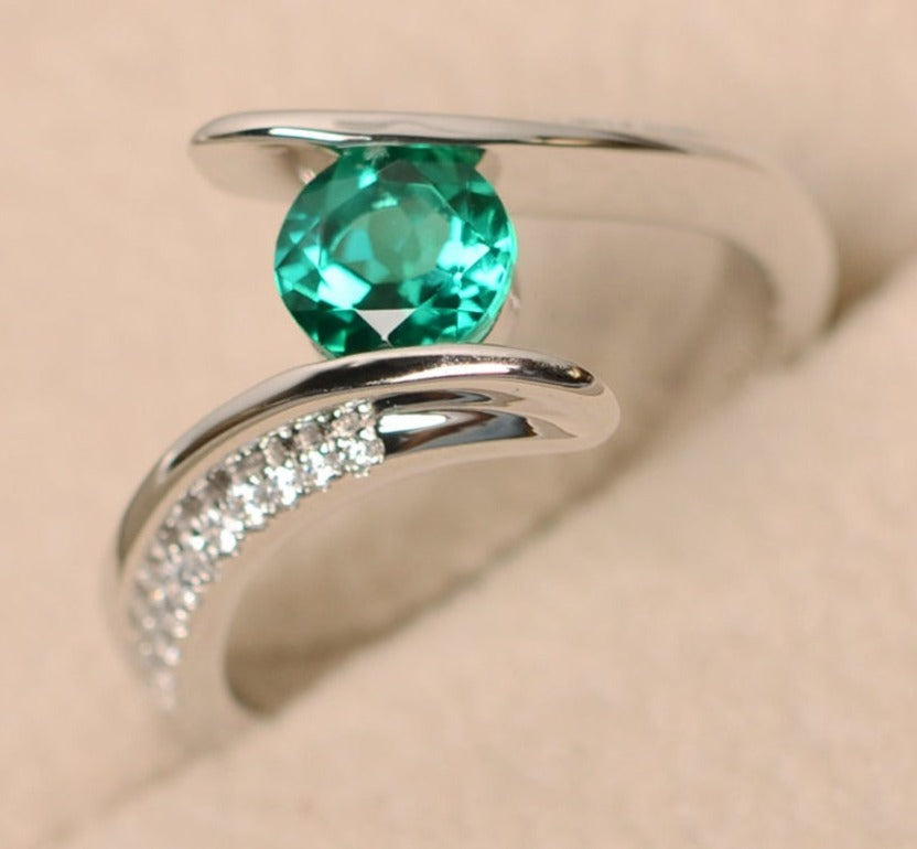 2 CT Round Cut Green Emerald Diamond 925 Sterling Silver Women Bypass Promise Ring