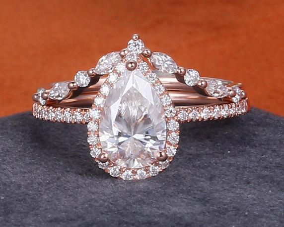 1.7 CT Pear Cut Rose Gold Over On 925 Sterling Silver Bridal Set Halo Ring