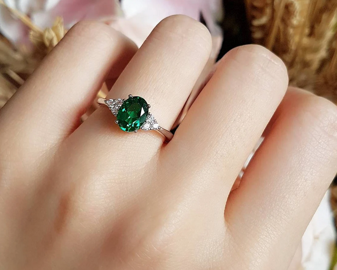 1 CT Oval Emerald White Gold Over On 925 Sterling Silver Solitaire W Accents Promise Ring
