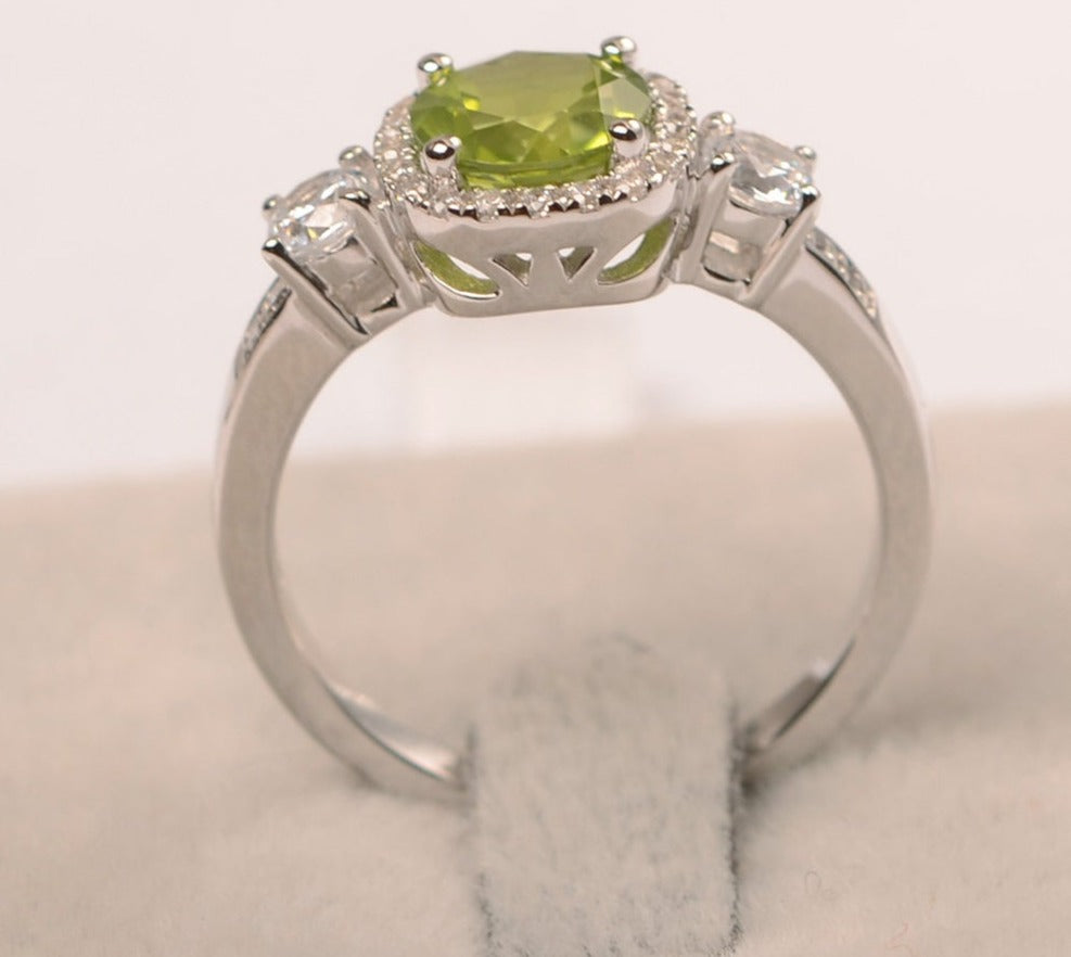 2 CT 925 Sterling Silver Green Peridot Round Cut Diamond Engagement Halo Ring