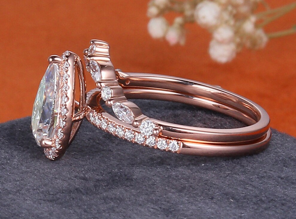 1.7 CT Pear Cut Rose Gold Over On 925 Sterling Silver Bridal Set Halo Ring
