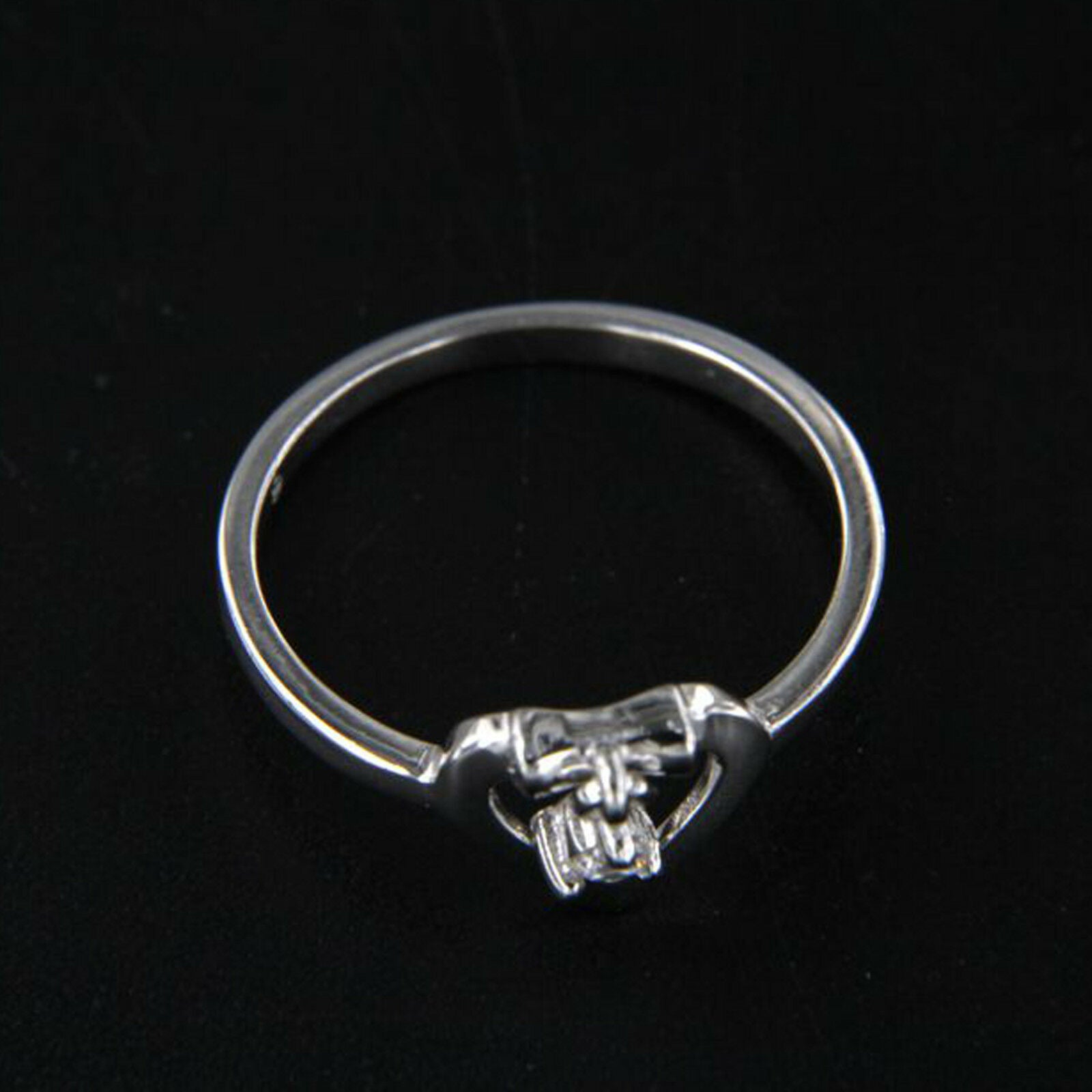 925 Sterling Silver Round Cut White Diamond Dancing Stone Heart Ring For Women's - atjewels.in