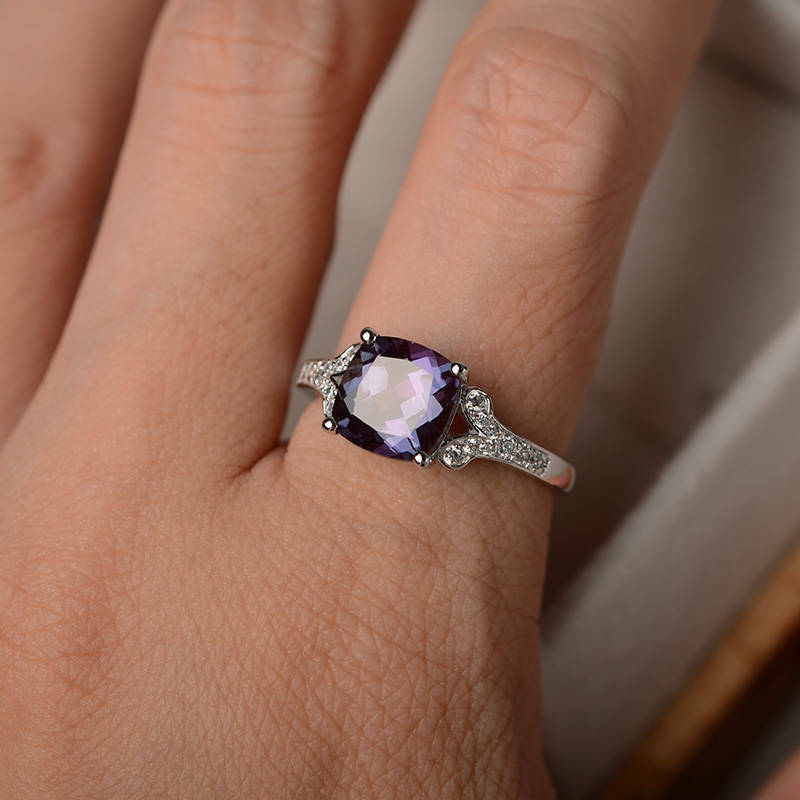 2 CT Cushion Cut Alexandrite 14k White Gold Over Solitaire Bridal Diamond Ring - atjewels.in