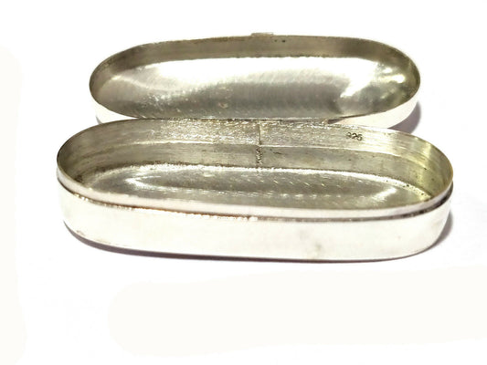 Antique Vintage Style 925 Hallmarked Sterling Silver Hinged  Box - atjewels.in