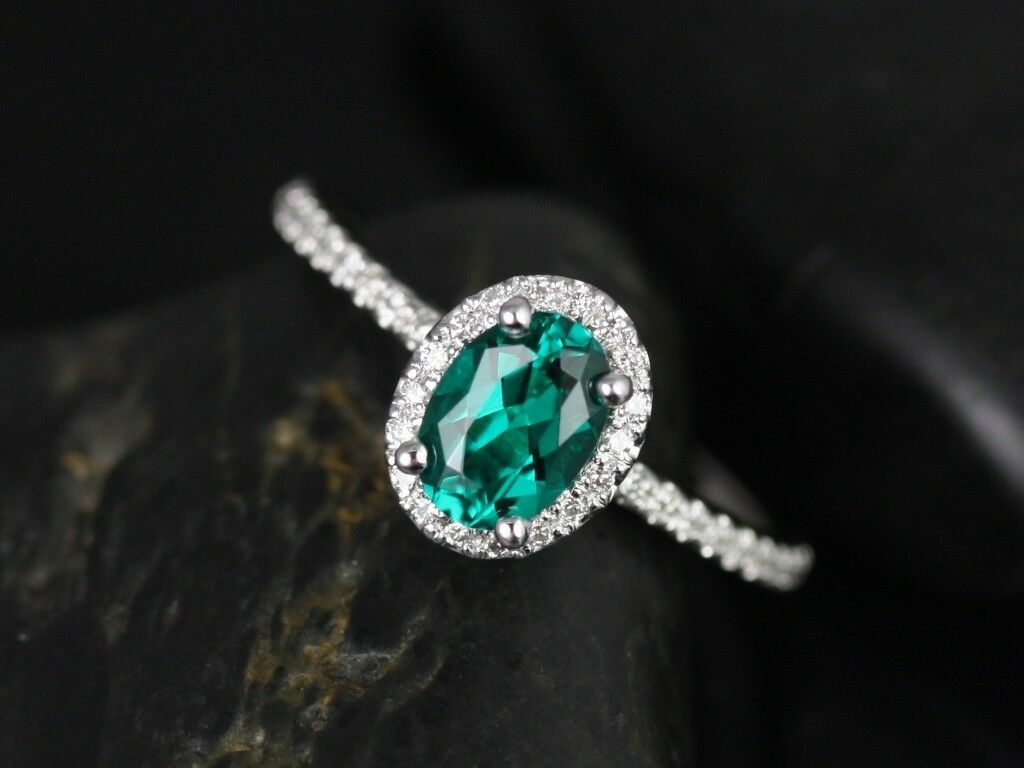 1/2 Ct Oval Cut Greenj Emerald 14k White Gold Over Halo Engagement Wedding Ring - atjewels.in