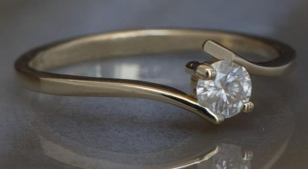 1 CT 925 Sterling Silver Women Round Cut Diamond Bypass Solitaire Anniversary Ring