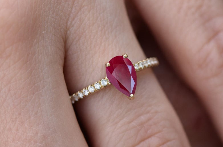1 CT 925 Sterling Silver Red Ruby Pear Cut Diamond Engagement Ring - atjewels.in