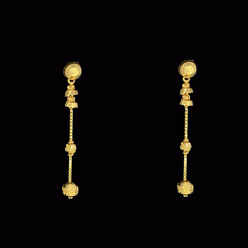 Appealing Yellow Gold Floral Stud Earrings