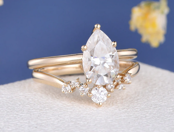 1 CT Pear Cut Yellow Gold Over On 925 Sterling Silver Wedding Bridal Ring Set