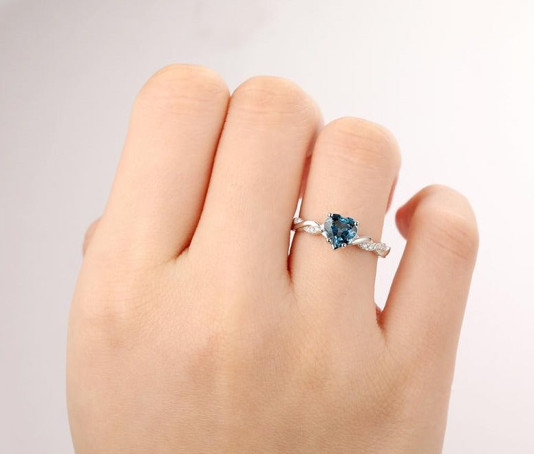1.25 Ct Heart Cut London Blue Topaz Infinity Promise Ring For Her In 925 Sterling Silver
