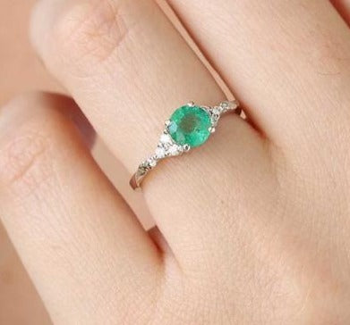 2 CT Round Cut Green Emerald Diamond 925 Sterling Silver Anniversary Gift for Her