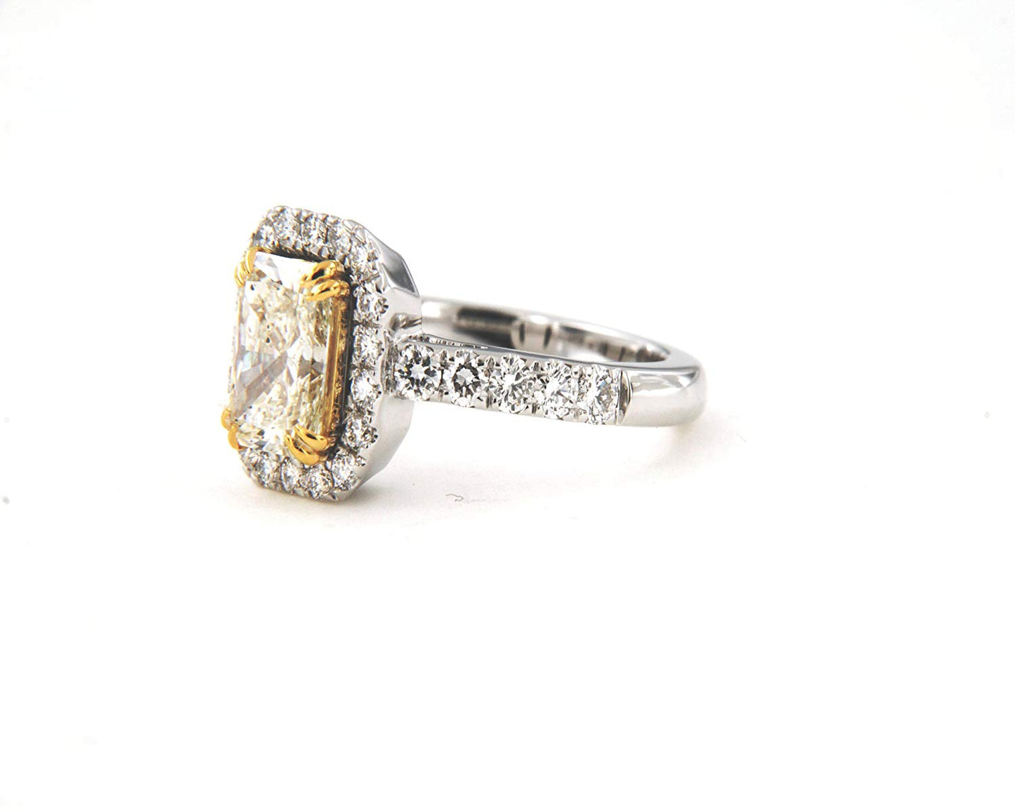 atjewels Solid 18K White Gold Over Sterling Silver Princess Cut White Cubic Zirconia Engagement Ring For Women's MOTHER'S DAY SPECIAL OFFER - atjewels.in