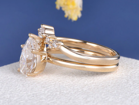 1 CT Pear Cut Yellow Gold Over On 925 Sterling Silver Wedding Bridal Ring Set