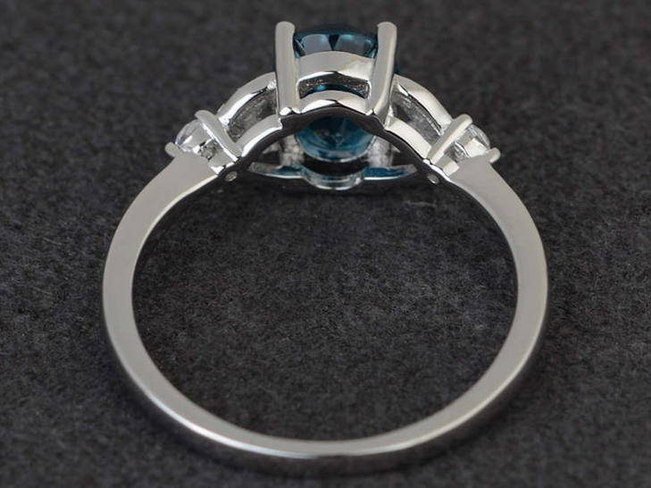 1 CT Oval Cut London Blue Topaz White Gold Over On 925 Sterling Silver Solitaire W/Accents Anniversary Ring