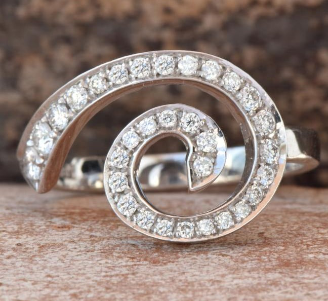 0.30 CT 925 Sterling Silver Round Cut Diamond Anniversary Wedding Ring - atjewels.in