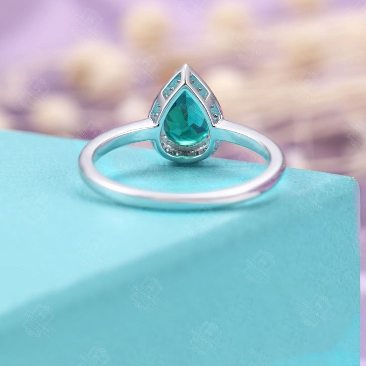 1 CT Pear Cut Emerald Diamond 925 Sterling Silver Women Halo Anniversary Ring