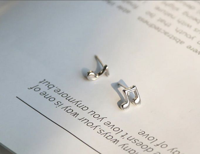 925 Sterling Silver Mismatched Asymmetric Music Symbol Unique Design Music Note Stud Earrings