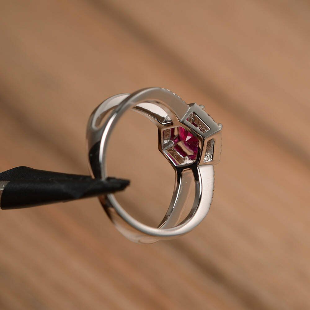 1.75 Ct Round Cut Red Ruby Split Shank Halo Anniversary Gift Ring In 925 Sterling Silver