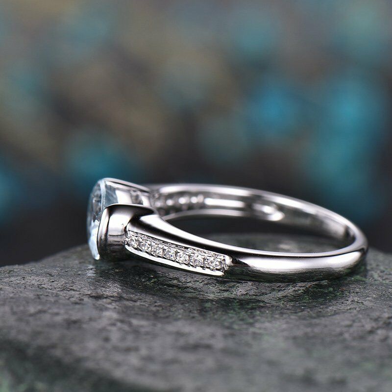1.50 Ct Oval Cut Aquamarine 925 Sterling Silver Solitaire W/Accents Promise Ring