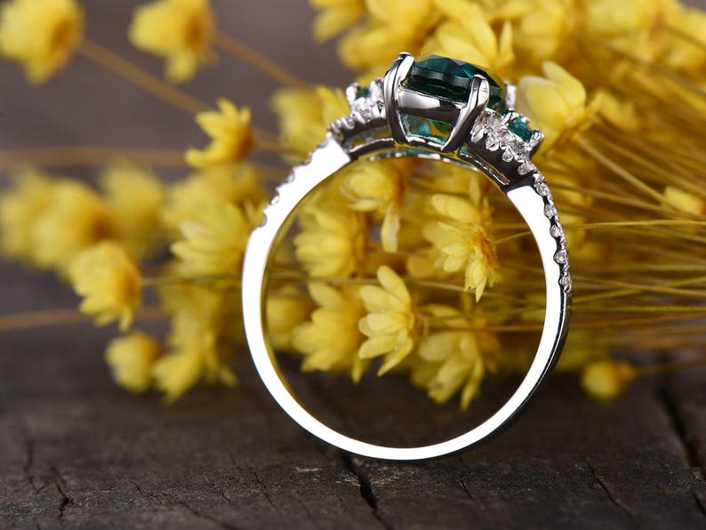 1.50 CT Oval & Round Cut Green Emerald 925 Sterling Silver Solitaire W/Accents Anniversary Gift Ring