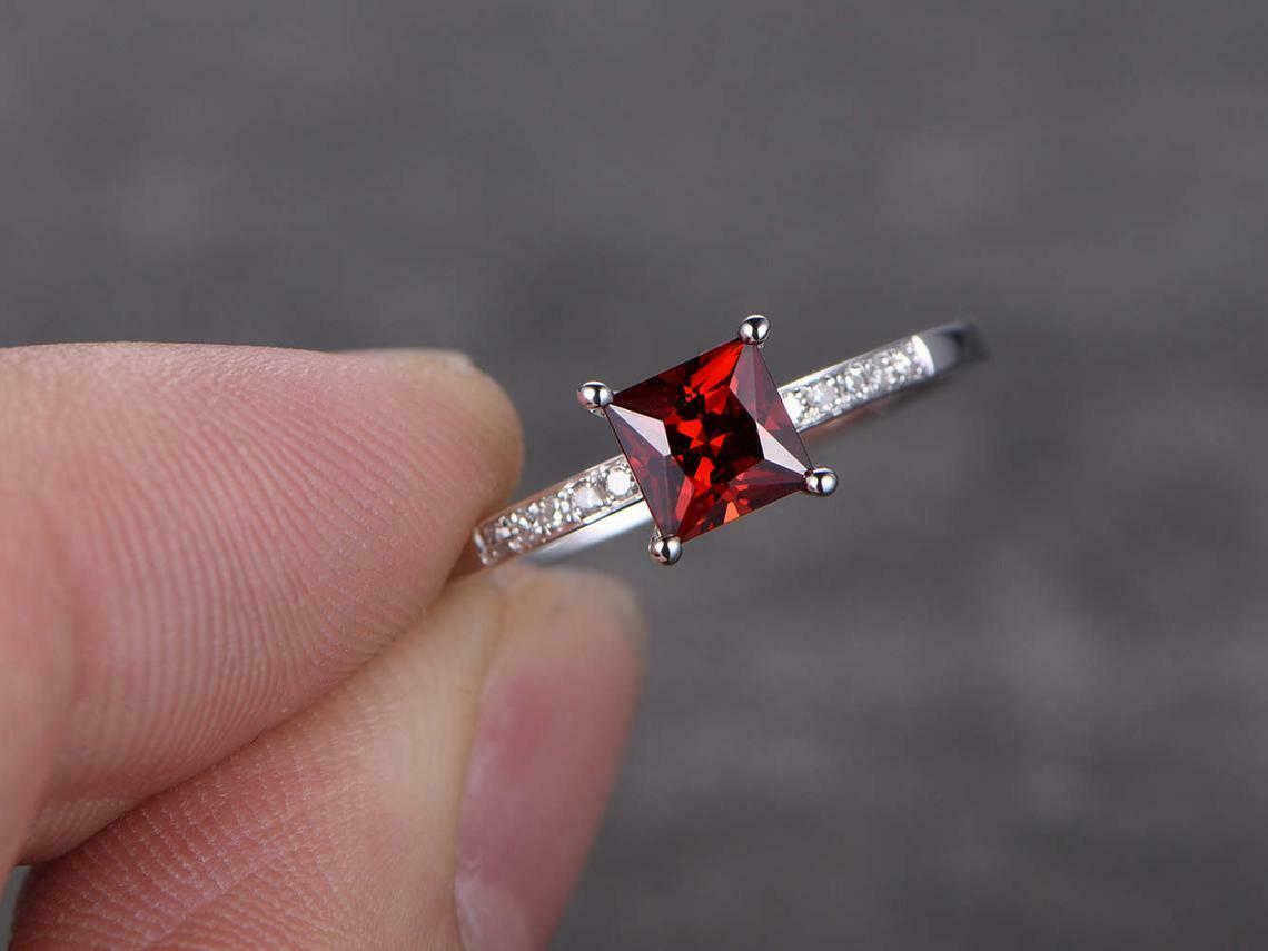 2 Ct Princess Cut Red Garnet Diamond Solitaire Engagement Ring 925 Sterling Silver