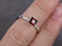 2 Ct Princess Cut Red Garnet Diamond Solitaire Engagement Ring 925 Sterling Silver