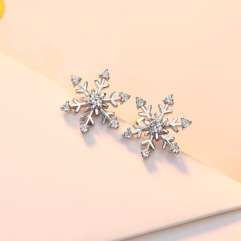 2Ct Round Cut VVS1 Diamond Snowflake Trendy Stud Earrings 925 Sterling Silver