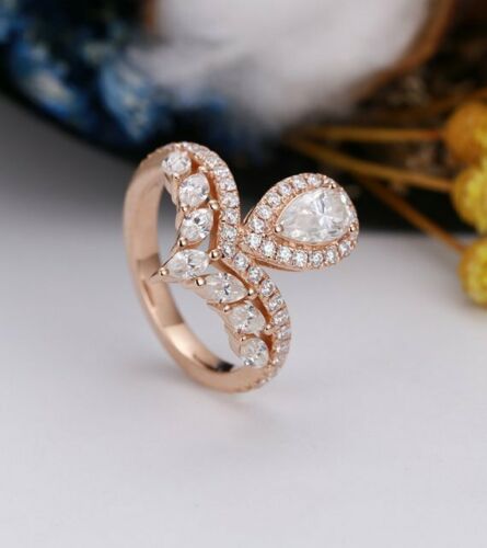3.50 Ct Pear Cut White Topaz 925 Sterling Silver V Shape Halo Engagement Wedding Ring