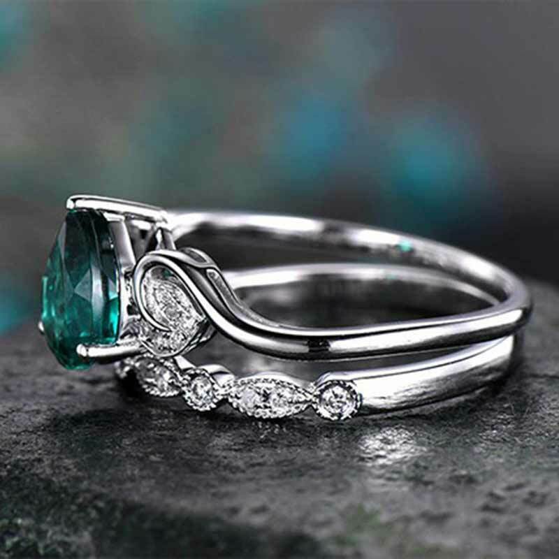 1.75 Ct  Pear Cut Green Emerald Diamond 925 Sterling Silver Wedding Bridal Ring Set