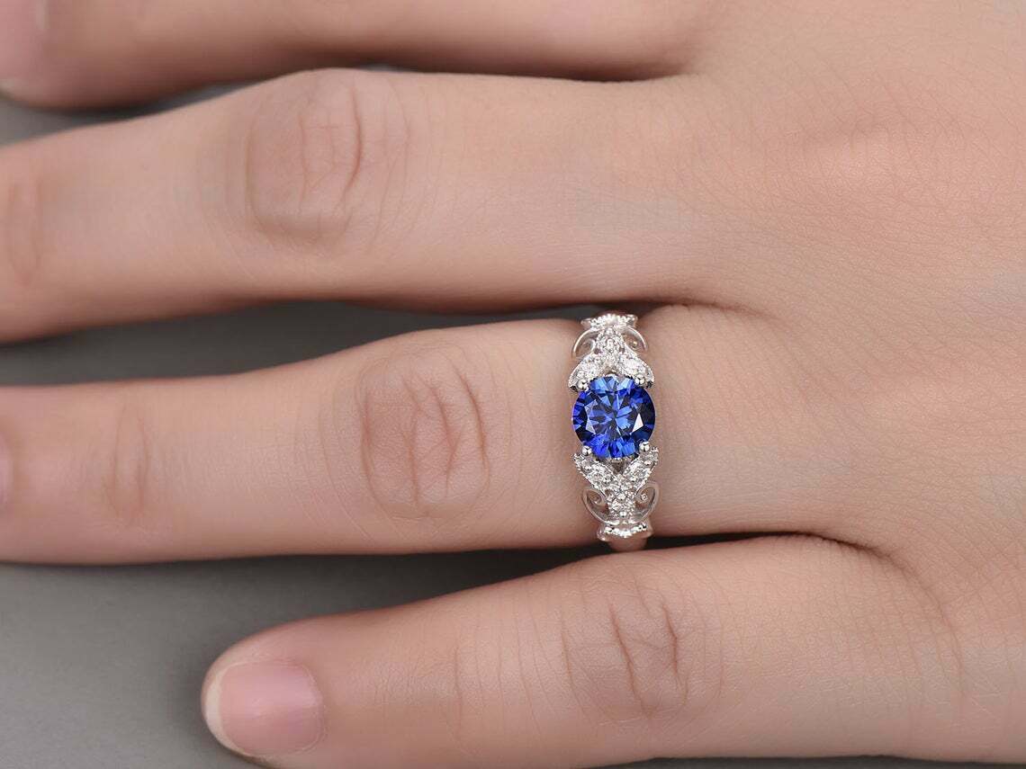 3 Ct Round Cut Blue Sapphire Solitaire W/Accents Woman's Ring 925 Sterling Silver