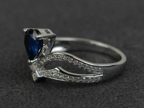 1.25 Ct Pear Cut Blue Sapphire 925 Sterling Silver Solitaire Princess Crown Ring - atjewels.in