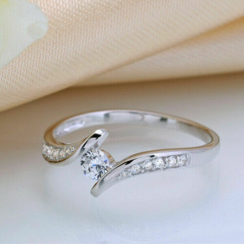 1 Ct Round Cut Diamond 925 Sterling Silver Solitaire W/Accents Bypass Promise Ring