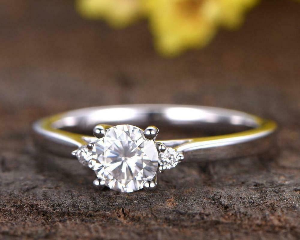 1.50 Ct Round Cut 925 Sterling Silver Three-Stone Engagement Wedding Ring
