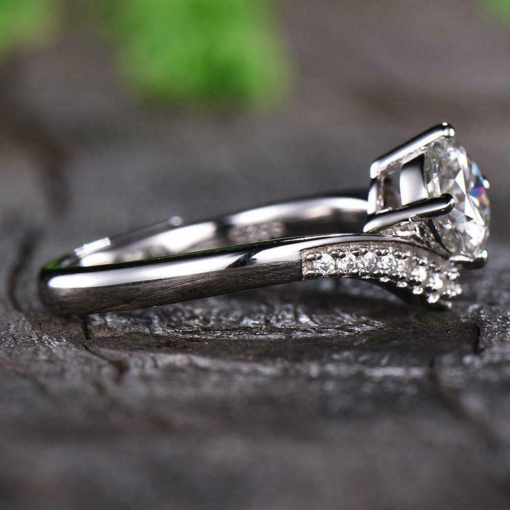 1.5 Ct Round Cut Diamond 14K White Gold Over On 925 Silver Unique Engagement Ring