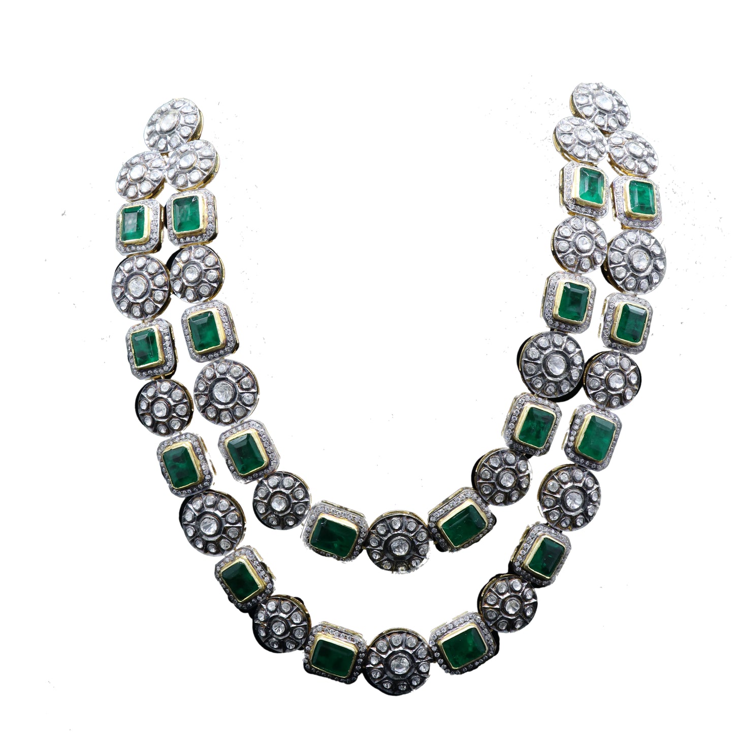 Triveni Sterling Silver Nacklace