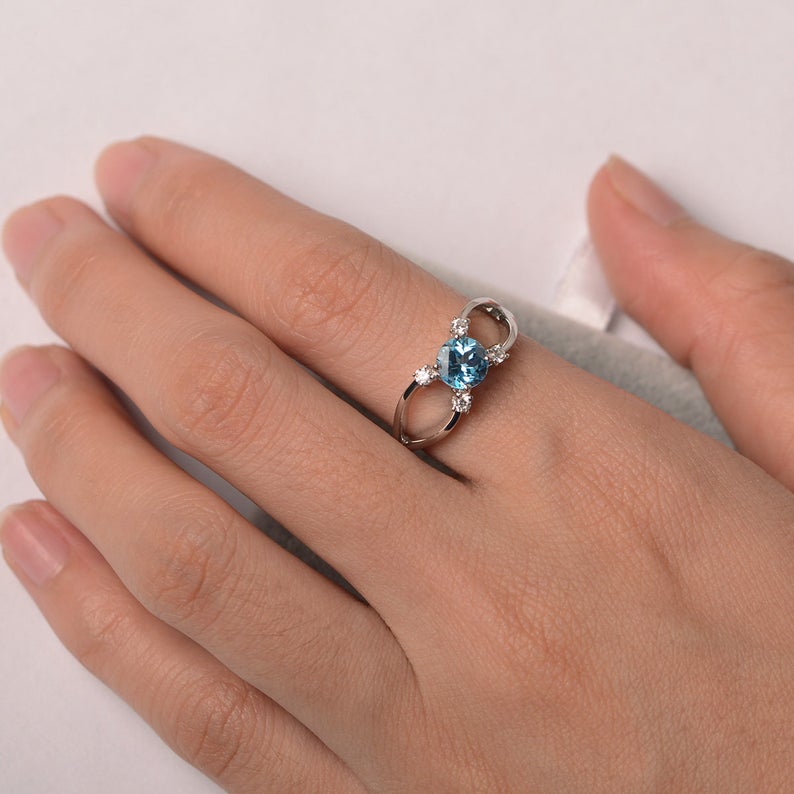925 Sterling Silver 1 CT Round Cut Blue Topaz Split Shank Promise Gift Ring