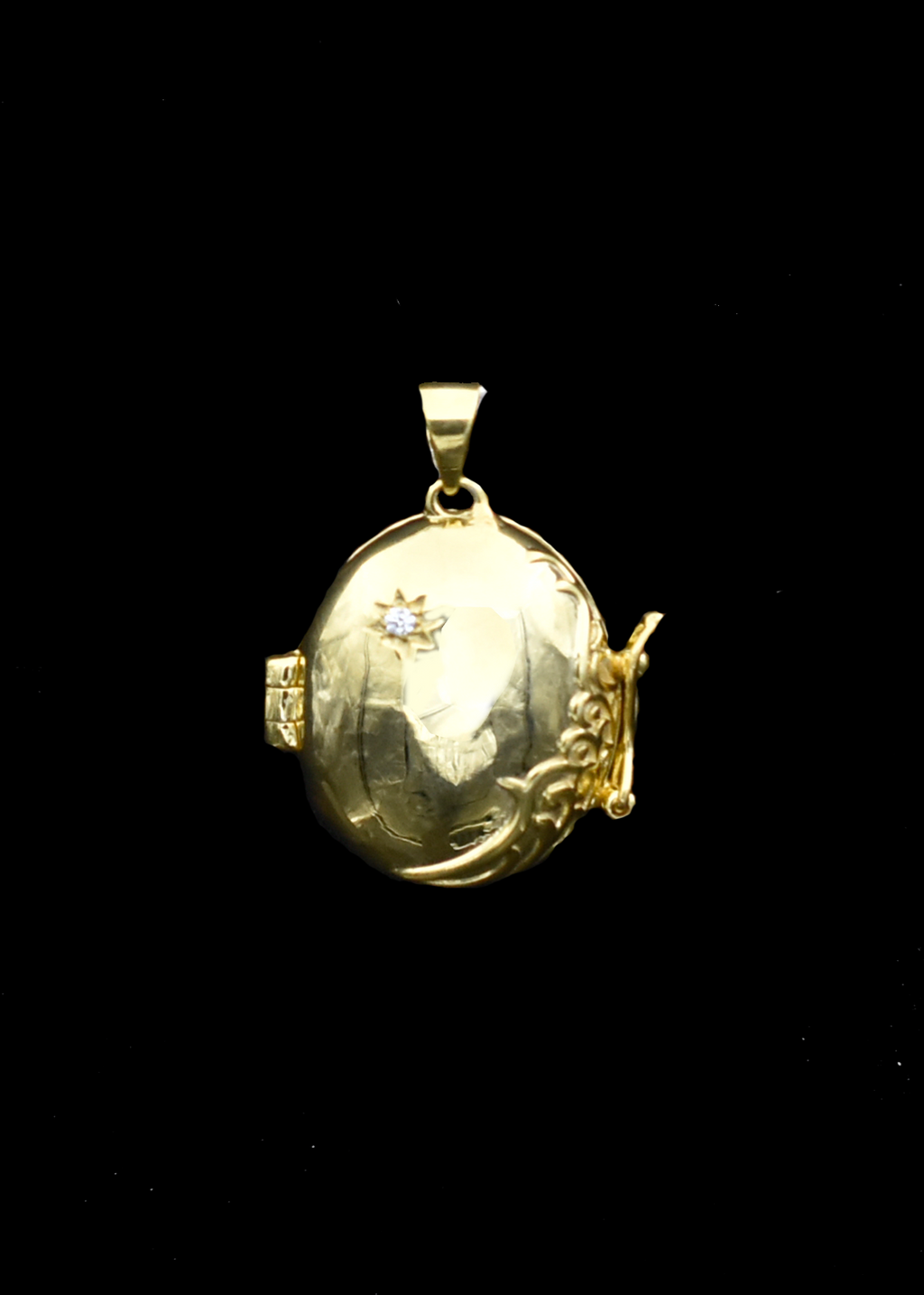 Zevaari USA'S Limited Edition C-Shield Ayurvedic Technique Virus Protection Pendent in Sterling Silver Oval Shape