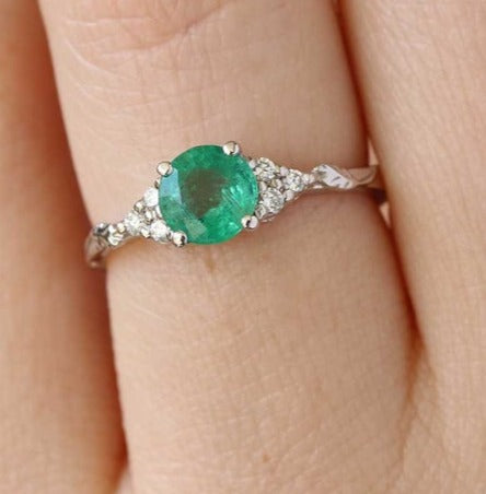 2 CT Round Cut Green Emerald Diamond 925 Sterling Silver Anniversary Gift for Her