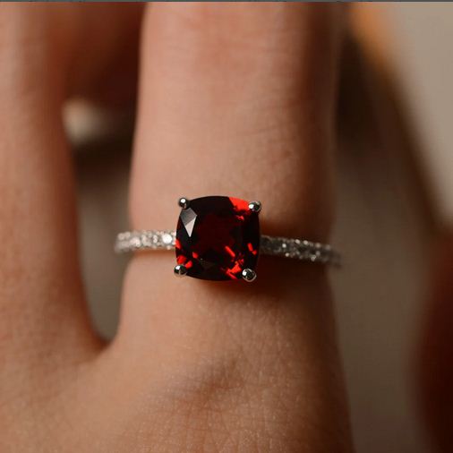 1.75 Ct Cushion Cut Red Garnet Solitaire W/accents Wedding Ring 925 Sterling Silver