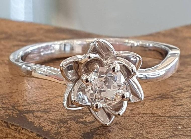 1 CT Round Cut Diamond 925 Sterling Silver Women Flower Engagement Ring