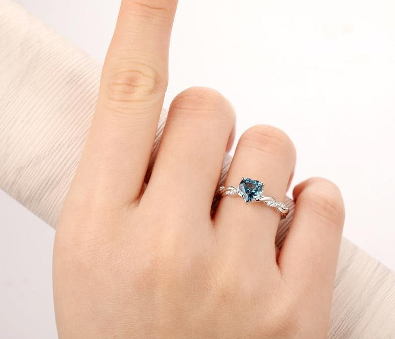 1.25 Ct Heart Cut London Blue Topaz Infinity Promise Ring For Her In 925 Sterling Silver
