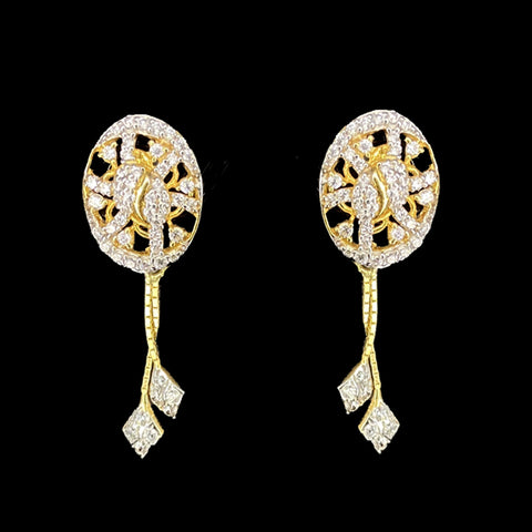 Elegant 18K Yellow Gold Cluster Studded Drop Earrings