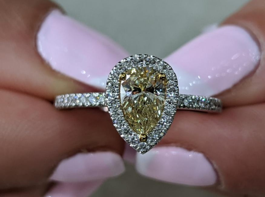 1 CT 925 Sterling Sliver Pear Cut Diamond Halo Anniversary & Engagement Ring