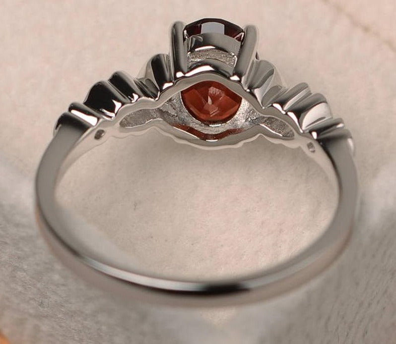 1 CT Oval Cut Red Garnet 925 Sterling Silver Women Engagement Solitaire Ring Gift For Her