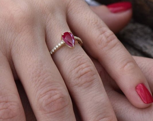 1 CT 925 Sterling Silver Red Ruby Pear Cut Diamond Engagement Ring - atjewels.in