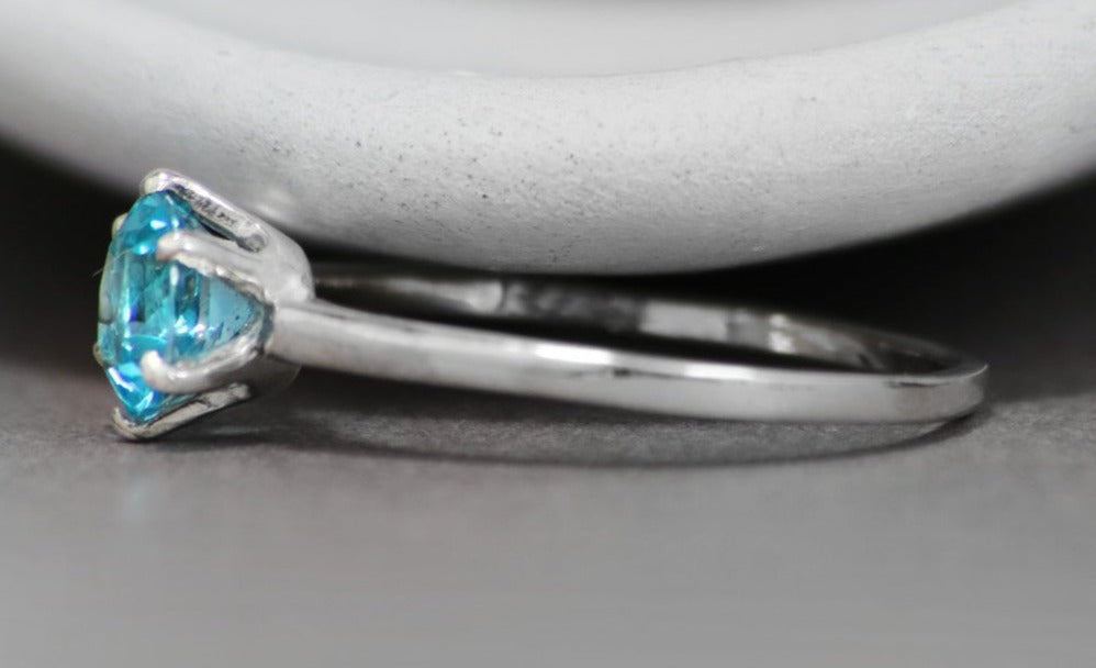 1 CT Round Cut Blue Topaz 925 Sterling Silver Women Solitaire Engagement Ring Gift For Her
